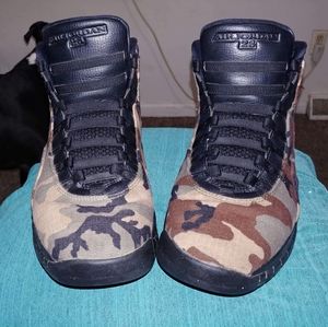 Air Jordan 10's camo woodland